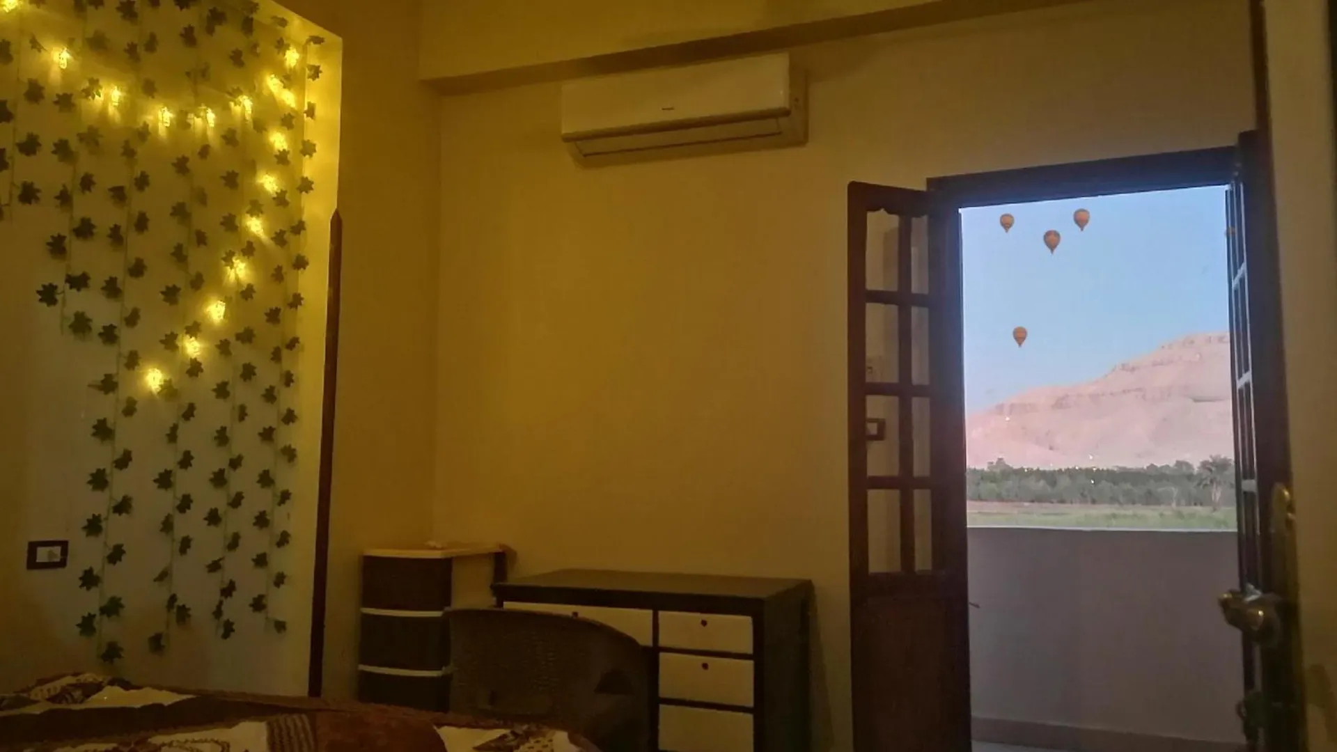 Apartment Twin Rooms Close To Most Tourist Areas Luxor